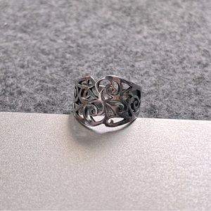 Sterling Silver ornate ring